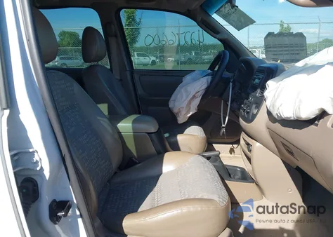 2002 Ford Escape Xls from USA, damaged, VIN 1FMYU01102KC48220